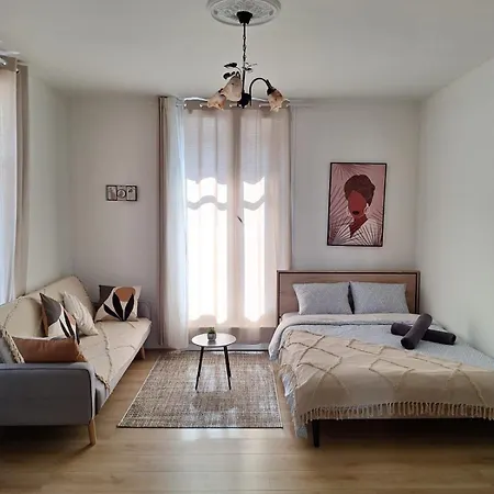 Du Village Apartment