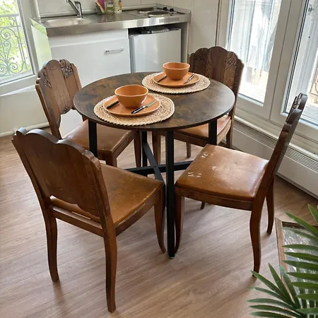 Du Village Appartement *